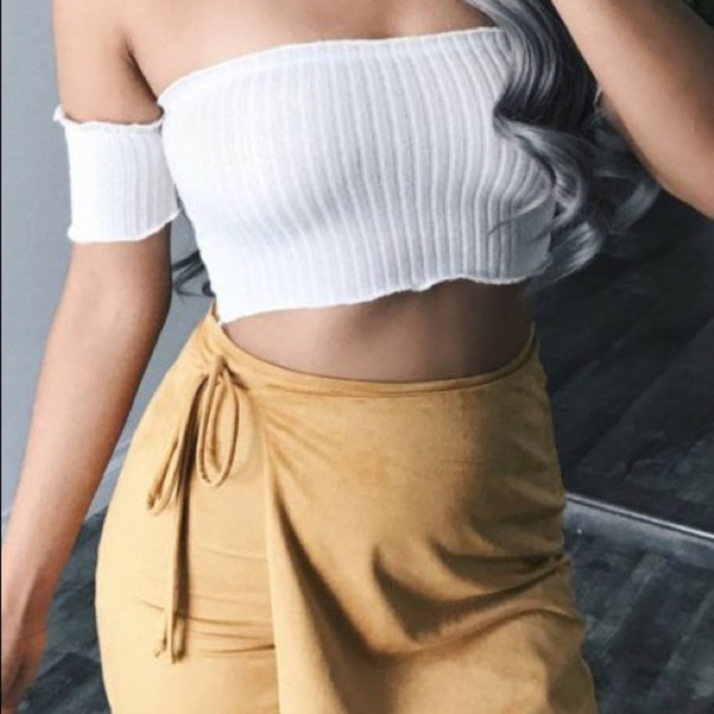 White Off the shoulder crop top